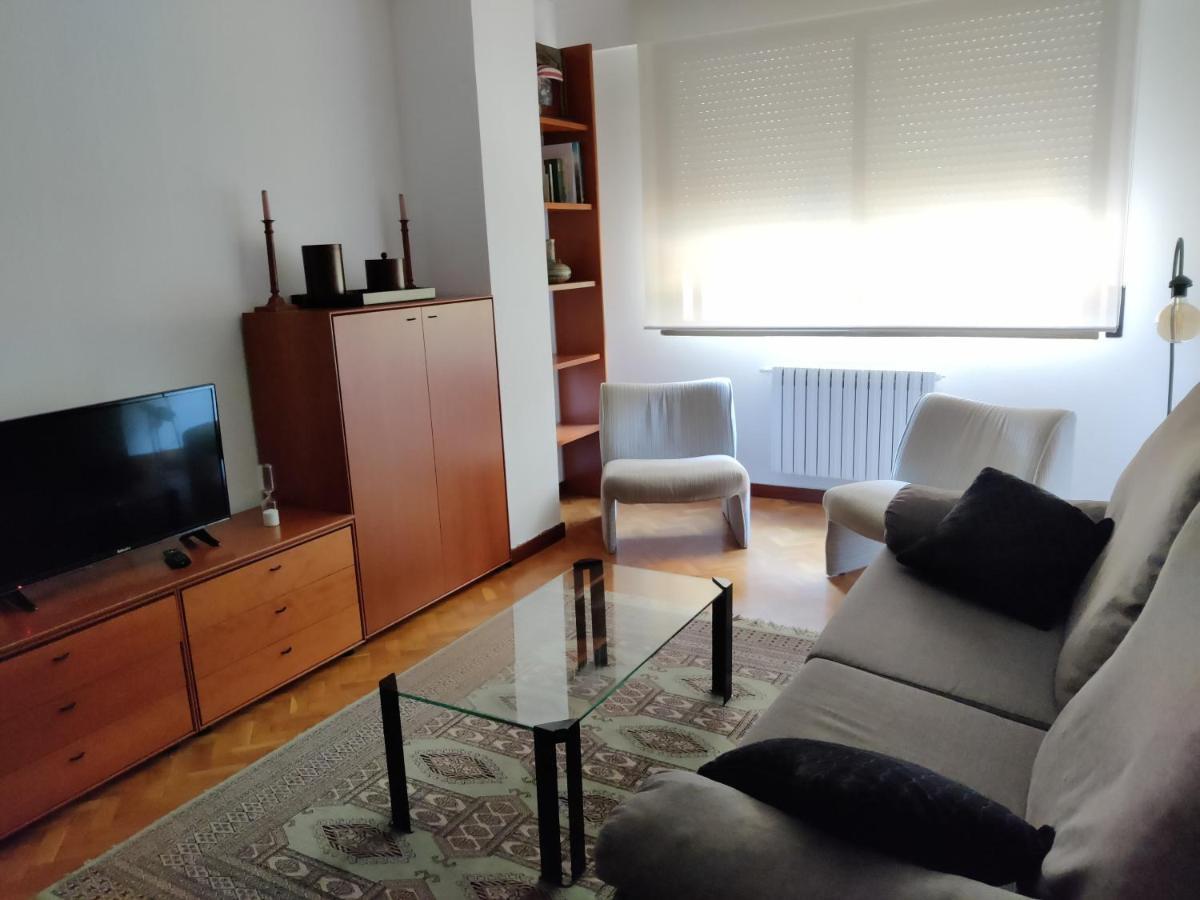 Apartamento Ayuntamiento Logrono Bagian luar foto