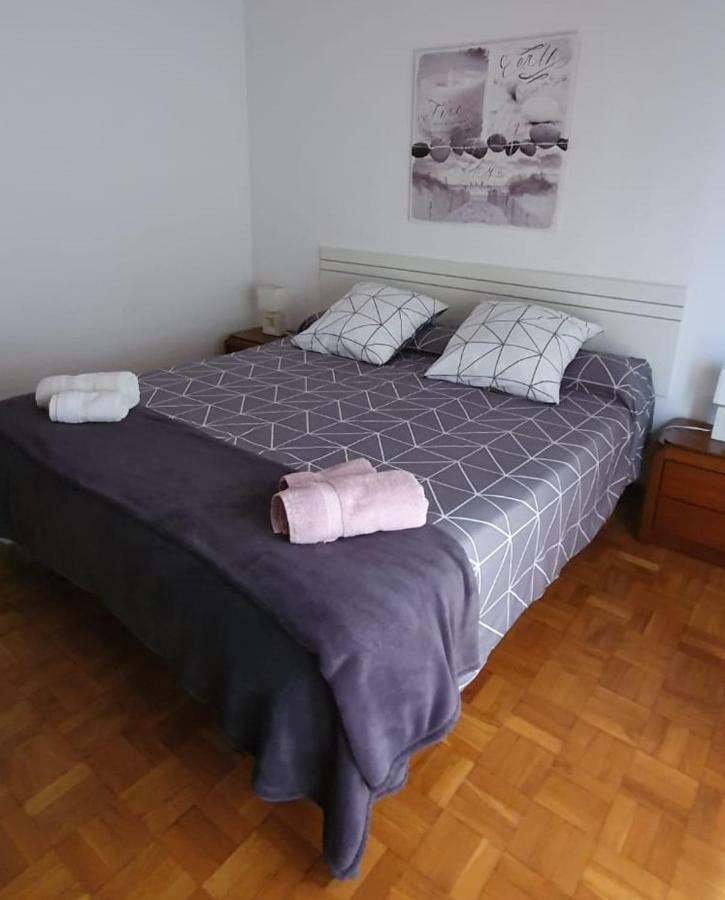 Apartamento Ayuntamiento Logrono Bagian luar foto
