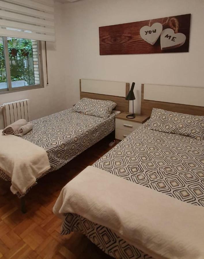 Apartamento Ayuntamiento Logrono Bagian luar foto